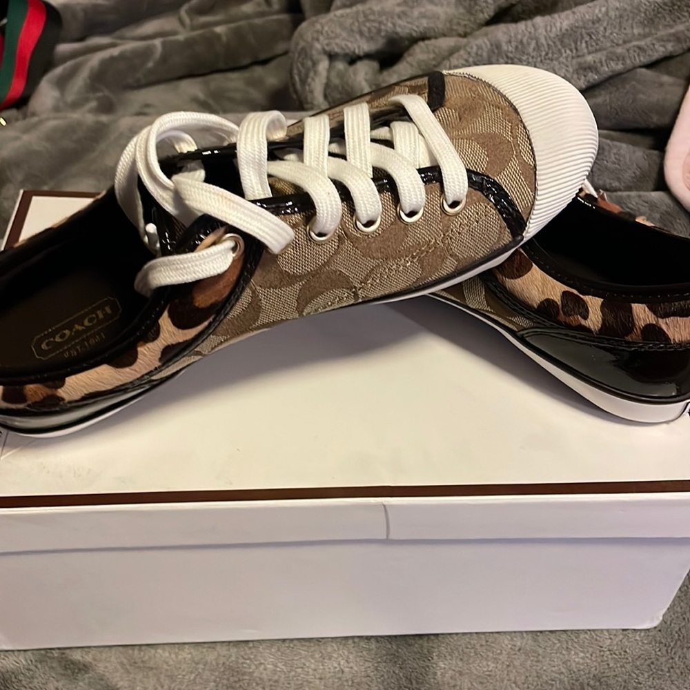 Coach sneakers sz 8 new